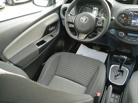 Toyota Yaris 1.5 100H Active Tech