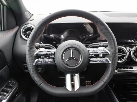 Mercedes-Benz Clase GLA 1.3 GLA 250 E DCT 218 5P