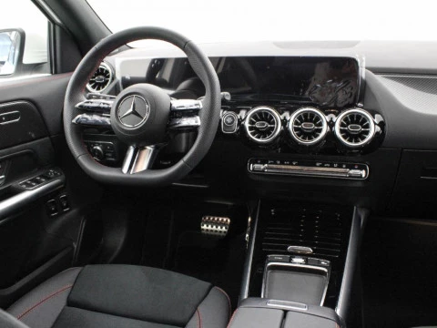 Mercedes-Benz Clase GLA 1.3 GLA 250 E DCT 218 5P
