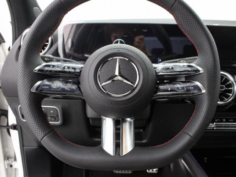 Mercedes-Benz Clase GLA 1.3 GLA 250 E DCT 218 5P