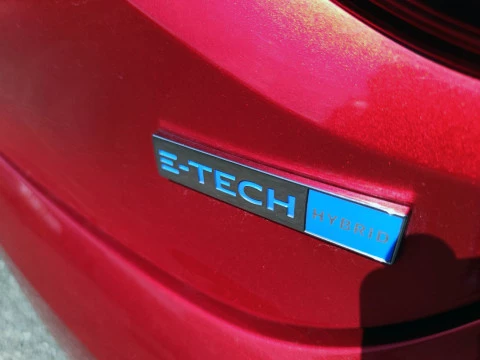 Renault Clio 1.6 E-TECH ZEN 5P
