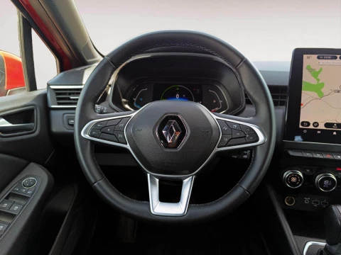 Renault Clio 1.6 E-TECH ZEN 5P
