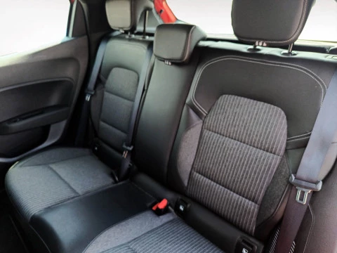 Renault Clio 1.6 E-TECH ZEN 5P