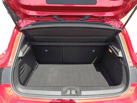Renault Clio 1.6 E-TECH ZEN 5P