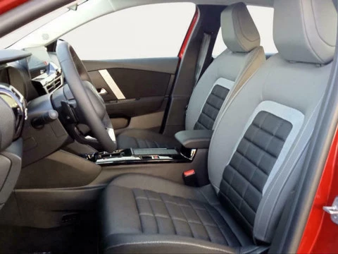 Citroën C4 Hybrid 145 Business Edition e-DCS6 107 kW (145 CV)