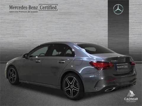 Mercedes-Benz Clase A 200 d Sedán