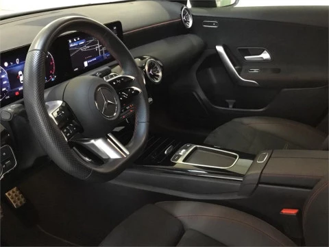 Mercedes-Benz Clase A 200 d Sedán