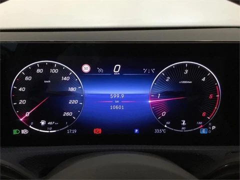 Mercedes-Benz Clase A 200 d Sedán