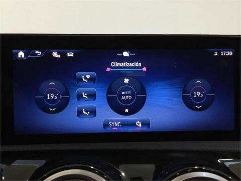 Mercedes-Benz Clase A 200 d Sedán