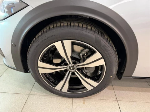 Mercedes-Benz Clase C 220 d 4MATIC All-Terrain Estate
