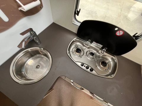 BURSTNER T666 DELFIN T680