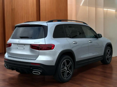 Mercedes-Benz GLB  200 d 4MATIC