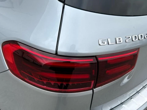 Mercedes-Benz GLB  200 d 4MATIC