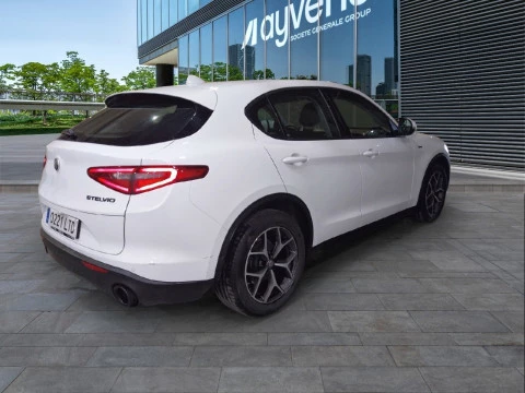 Alfa Romeo Stelvio 2.2 Diésel 140kW (190CV) Sprint RWD