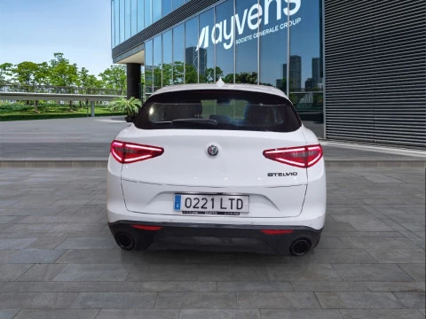 Alfa Romeo Stelvio 2.2 Diésel 140kW (190CV) Sprint RWD