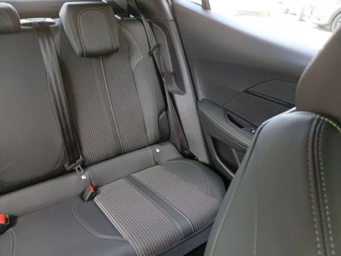 Peugeot 2008 GT Line Puretech 130 S&S BVM6