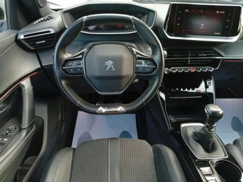 Peugeot 2008 GT Line Puretech 130 S&S BVM6