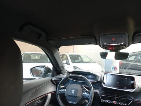 Peugeot 2008 GT Line Puretech 130 S&S BVM6