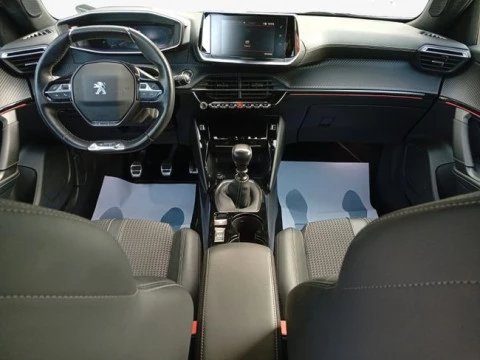 Peugeot 2008 GT Line Puretech 130 S&S BVM6