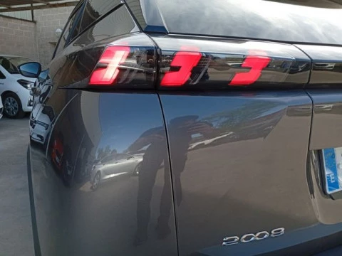 Peugeot 2008 GT Line Puretech 130 S&S BVM6