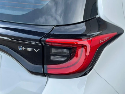 Toyota Yaris ACTIVE PLUS
