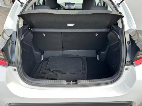 Toyota Yaris ACTIVE PLUS