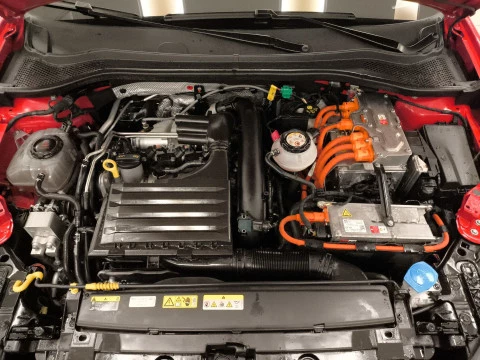 Seat Leon 1.4 e-Hybrid SANDS FR Go XL DSG 150 kW (204 CV)