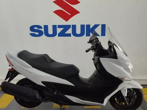 Suzuki Burgman 400