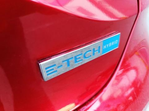 Renault Clio TECHNO E-TECH FULL HYBRID 140CV