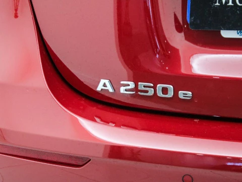 Mercedes-Benz Clase A A 250 e Compacto