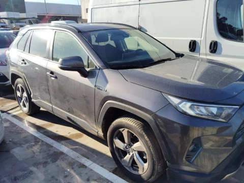 Toyota Rav4 2.5l 220H Advance