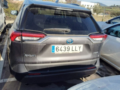 Toyota Rav4 2.5l 220H Advance