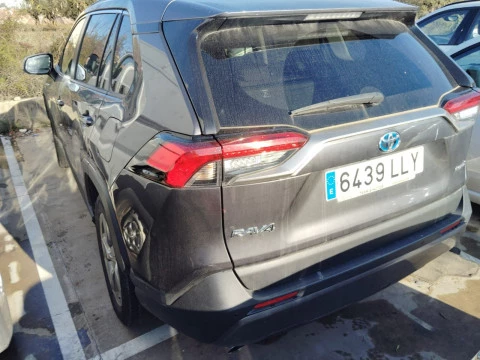 Toyota Rav4 2.5l 220H Advance