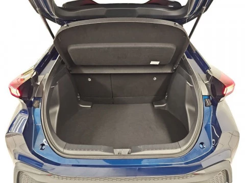 Toyota C-HR Advance Hybrid 140
