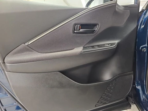 Toyota C-HR Advance Hybrid 140