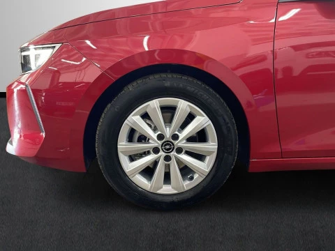 Opel Astra 1.2T XHT 96kW (130CV) Edition