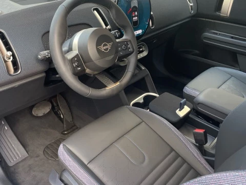 MINI Countryman D 120 kW (163 CV)