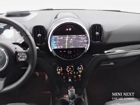 MINI Countryman COOPER SE ALL4 COUNTRYMAN