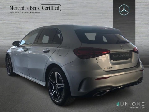 Mercedes-Benz Clase A  250 e Compacto con tecnología híbrida EQ