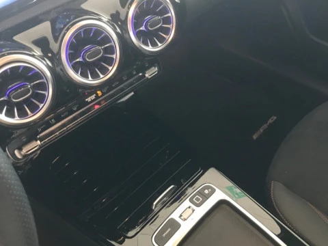 Mercedes-Benz Clase A  250 e Compacto con tecnología híbrida EQ