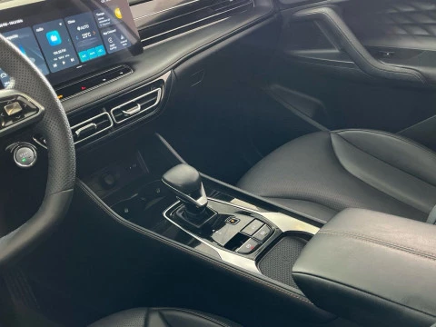 MG HS 1.5T PLUG IN HYBRID LUXURY