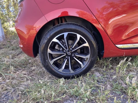 Renault Clio techno Eco-G 100cv (74kW)