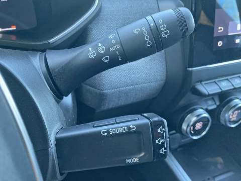 Renault Clio techno Eco-G 100cv (74kW)