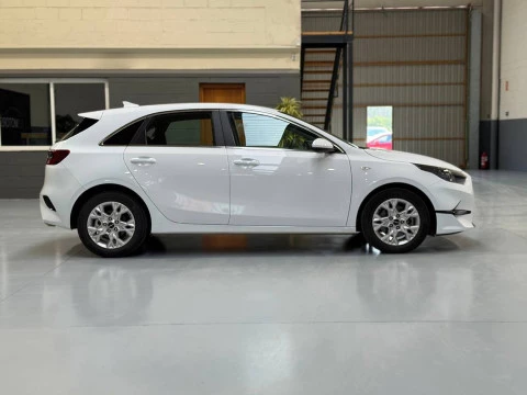 Kia Ceed 1.0 T-GDi 88kW (120CV) Drive