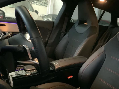 Mercedes-Benz CLA 200 D DCT Shooting Brake