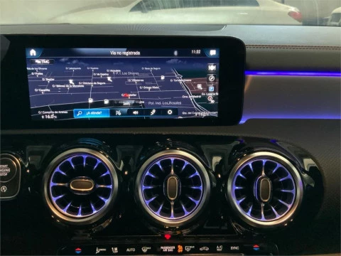 Mercedes-Benz CLA 200 D DCT Shooting Brake