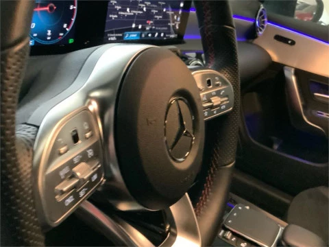 Mercedes-Benz CLA 200 D DCT Shooting Brake