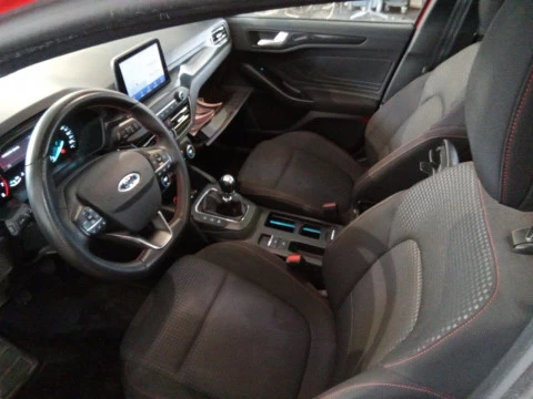 Ford Focus 1.0 Ecoboost MHEV 114kW ST-Line SB