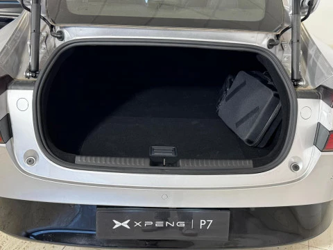 XPENG P7 Performance AWD