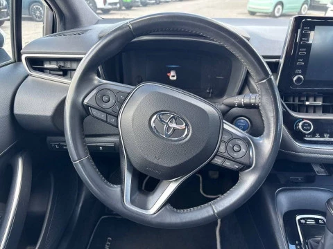 Toyota Corolla 1.8 125H ACTIVE TECH E-CVT